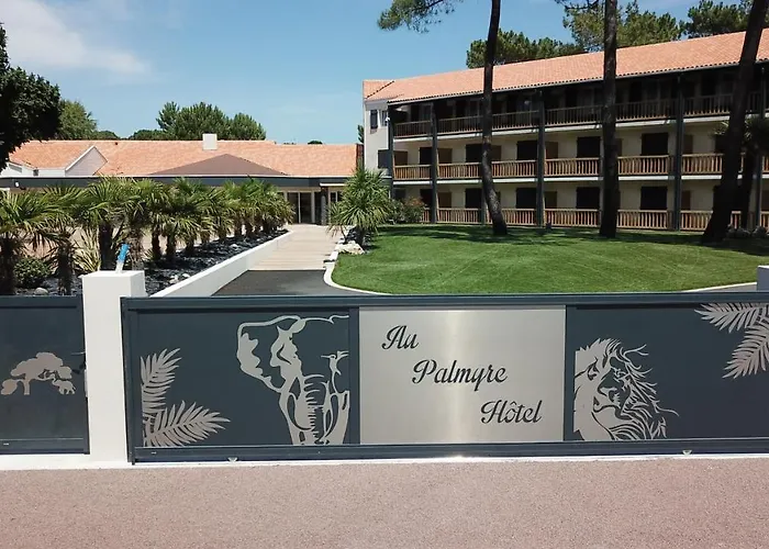 Au Palmyre Hotel